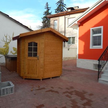 Red House Hotel Kyustendil Luaran gambar