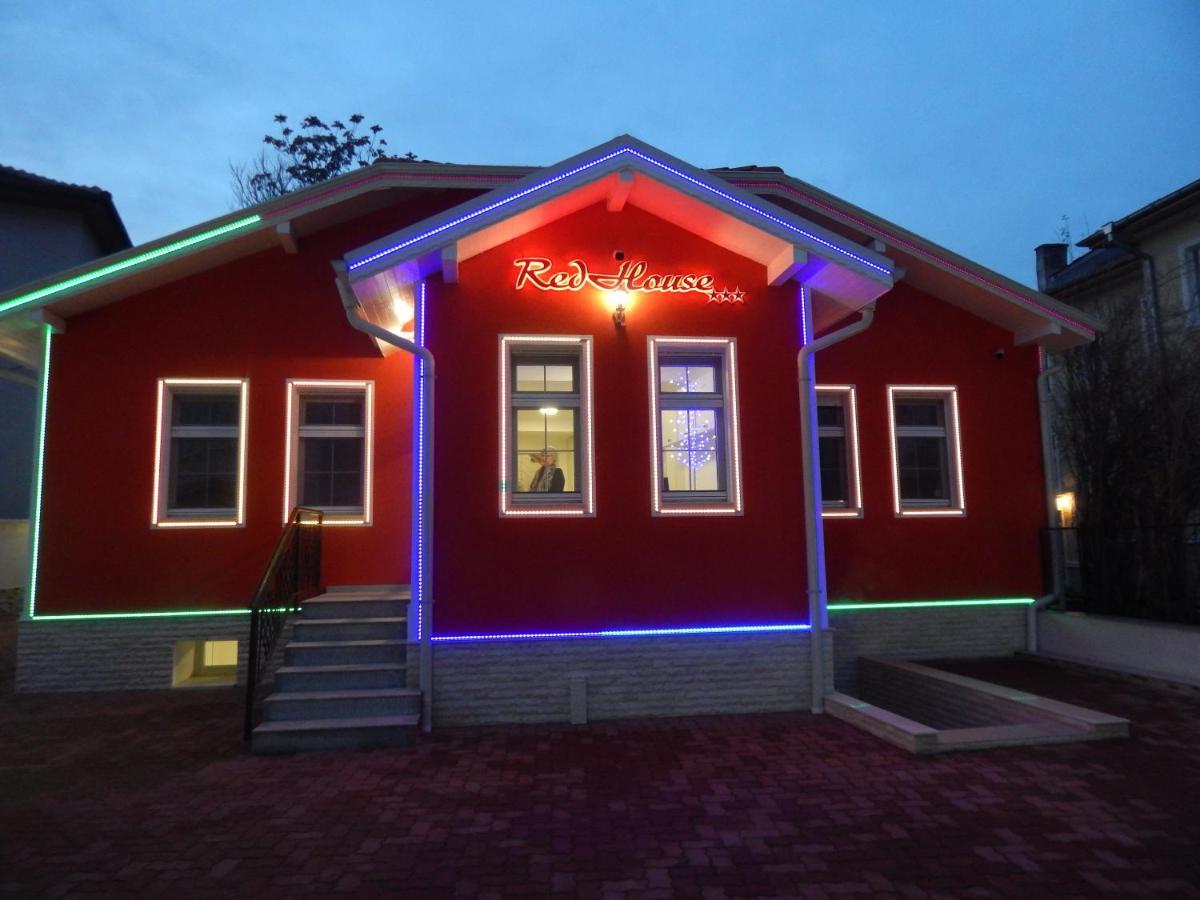Red House Hotel Kyustendil Luaran gambar