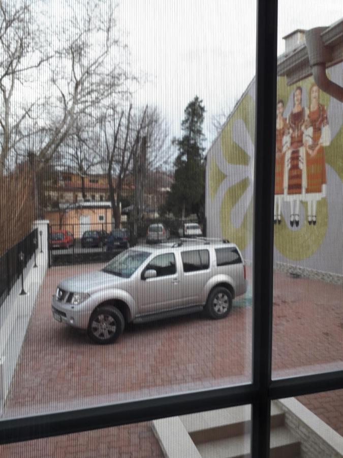 Red House Hotel Kyustendil Luaran gambar