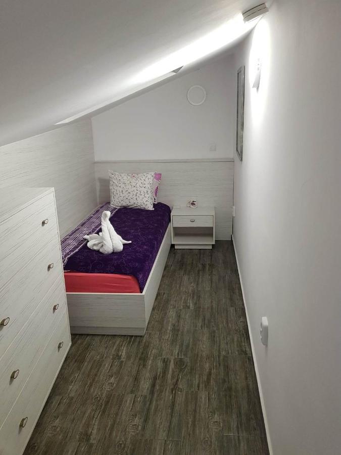 Red House Hotel Kyustendil Luaran gambar