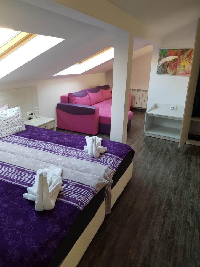 Red House Hotel Kyustendil Luaran gambar